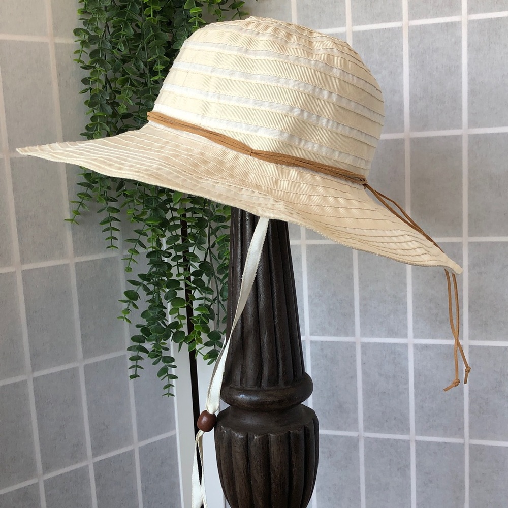 NEW SUNDAY AFTERNOON Vineyard Ribbon Sun Hat, Thin Leather Band,